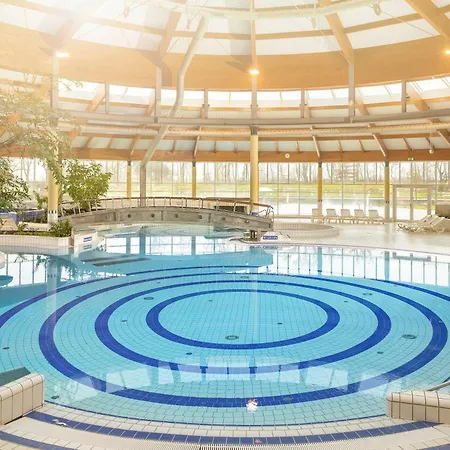 Moewe 03 Mit Sauna- Und Schwimmbadnutzung Im Ahoi Sellin * Goehren (Ruegen)