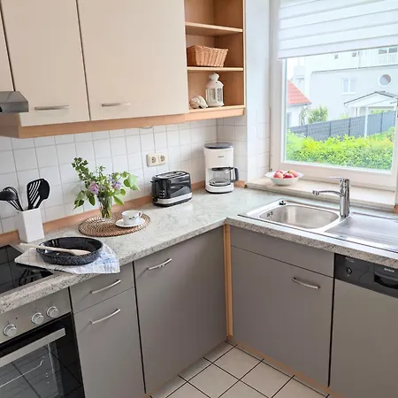Moewe 03 Mit Sauna- Und Schwimmbadnutzung Im Ahoi Sellin Goehren (Ruegen)